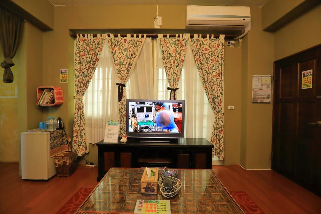 Bearbear Homestay Хуалиен Сити Екстериор снимка